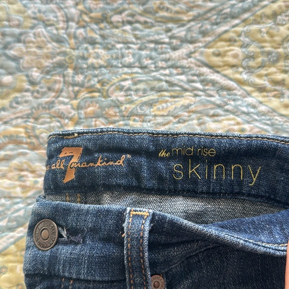 7 for all Mankind mid rise skinny jeans - Picture 4 of 4
